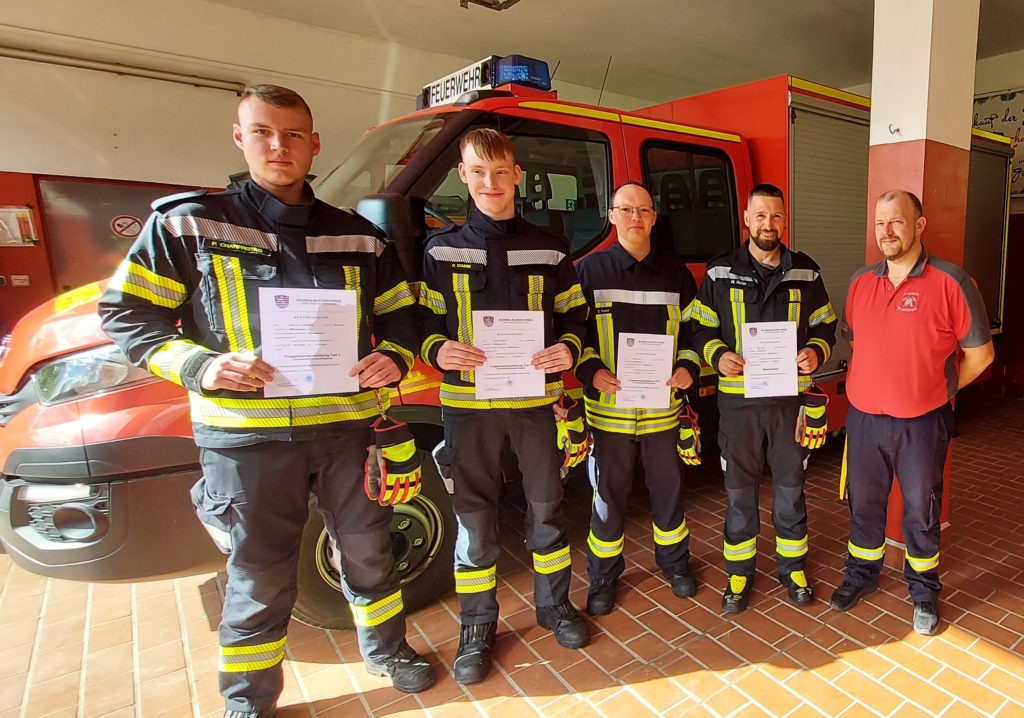 Lehrgänge erfolgreich absolviert